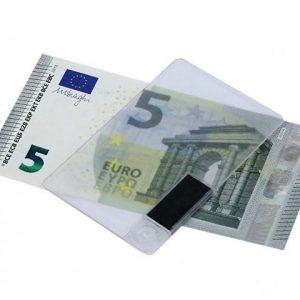 USB 2.0- флешка на 16 Гб в виде прозрачной пластиковой карты