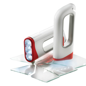 Автомобильный мультитул Odin: аварийный сигнал, фонарь, молоток для стекла и нож для ремня