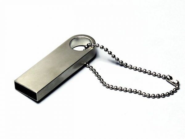 USB 2.0-флешка на 128 Гб с мини чипом и круглым отверстием