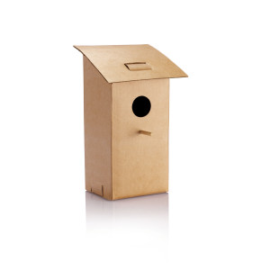 Картонный скворечник